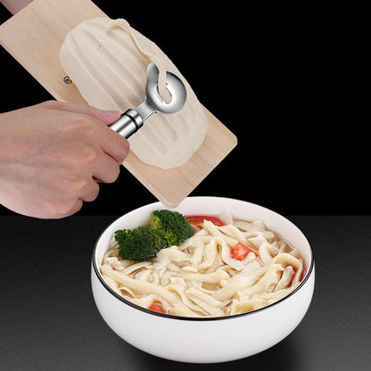 Noodle-cutting Kitchen